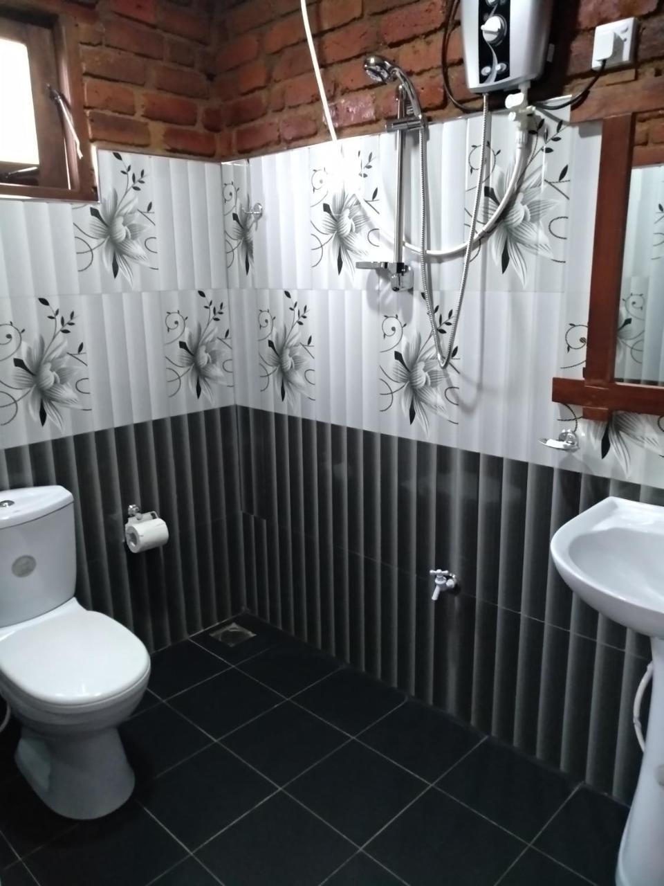 Apurvi Homestay Ella Exterior foto